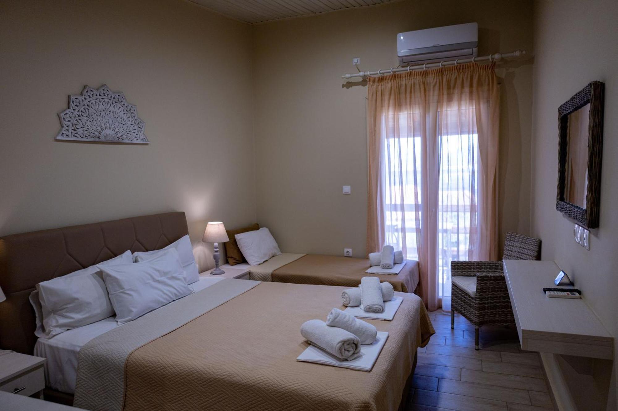 Venus Beach Hotel Néa Stýra Eksteriør bilde